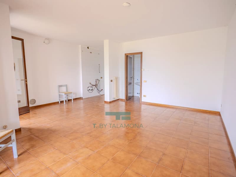 Studio-Apartment mit Privatgarten und herrlichem Seeblick in Cerro di Laveno Mombello (8)