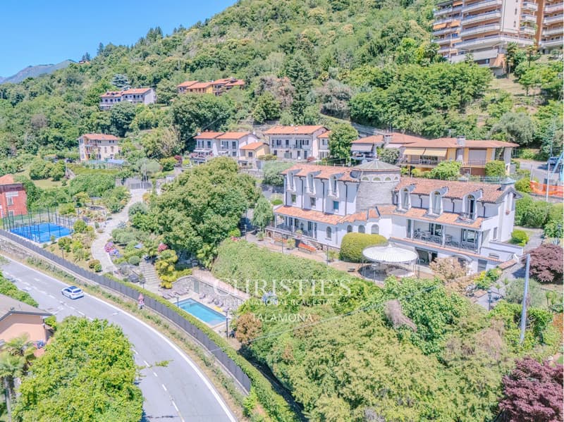 Exklusive Villa am Ufer des Lago Maggiore (6)