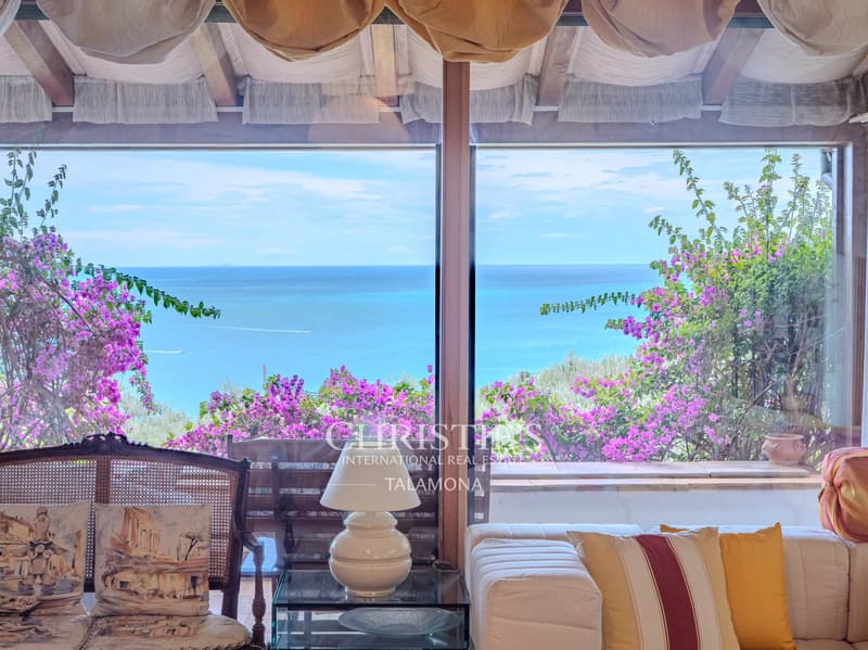 Exklusive freistehende Villa mit Pool und atemberaubendem Meerblick in Lerici, Golf der Poeten (7)