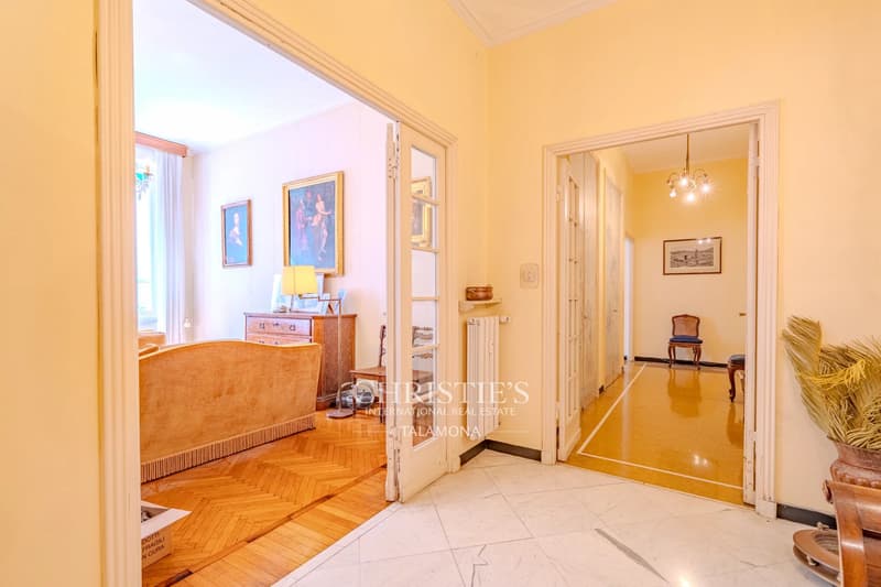 Genova Albaro: elegant apartment with private garden and terrace (12)