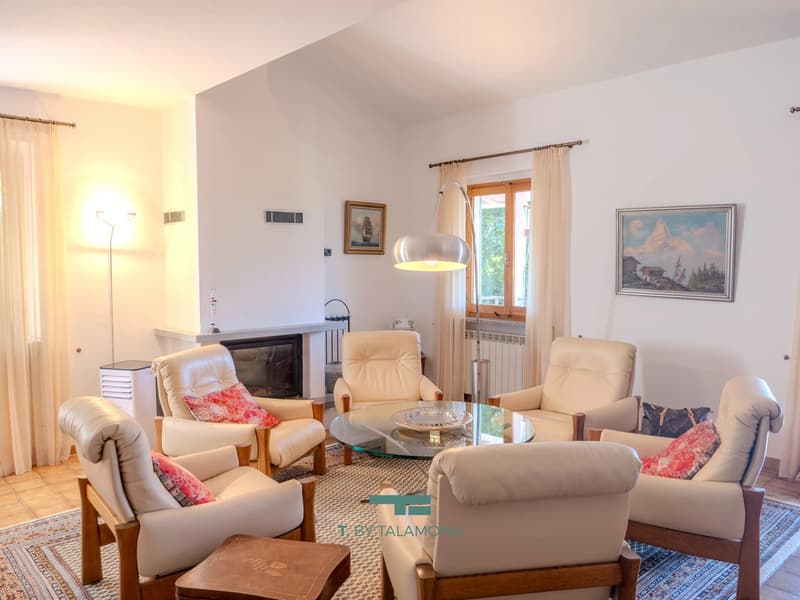 Einfamilienhaus mit Seeblick in Porto Valtravaglia (9)