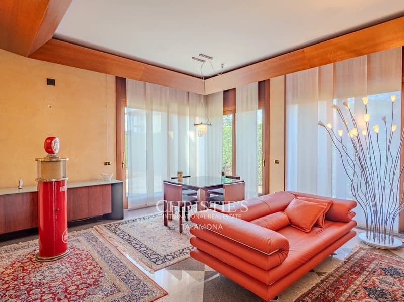 Ikonische Villa am Ortasee (9)