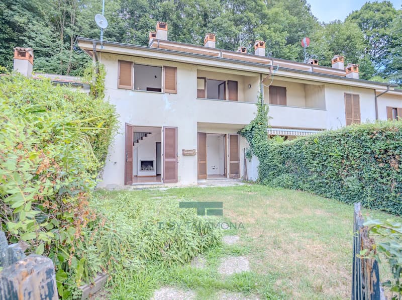 Dreizimmerwohnung mit Panoramablick auf den Lago Maggiore in Cerro di Laveno Mombello (1)