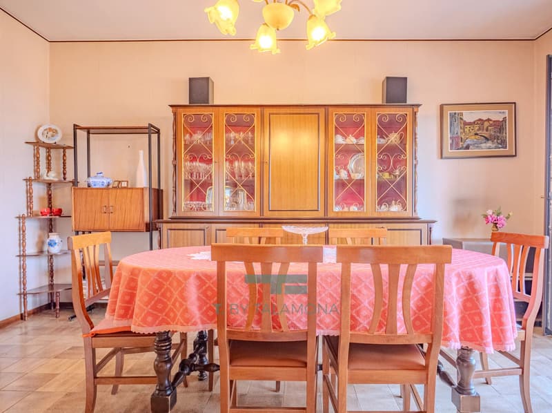 Panoramawohnung in einem Vierfamilienhaus ? Porto Valtravaglia, Ortsteil Musadino (4)