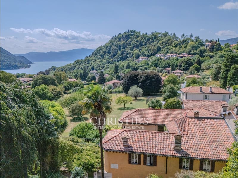 Casa Vallate, Landgut mit Weinberg und Park am Lago Maggiore, Castelveccana (5)
