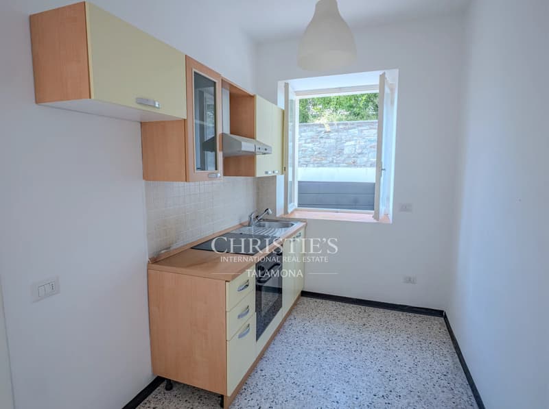 Elegante Wohnung mit Seeblick-Portikus und Privatgarten in Arolo, Lago Maggiore (13)