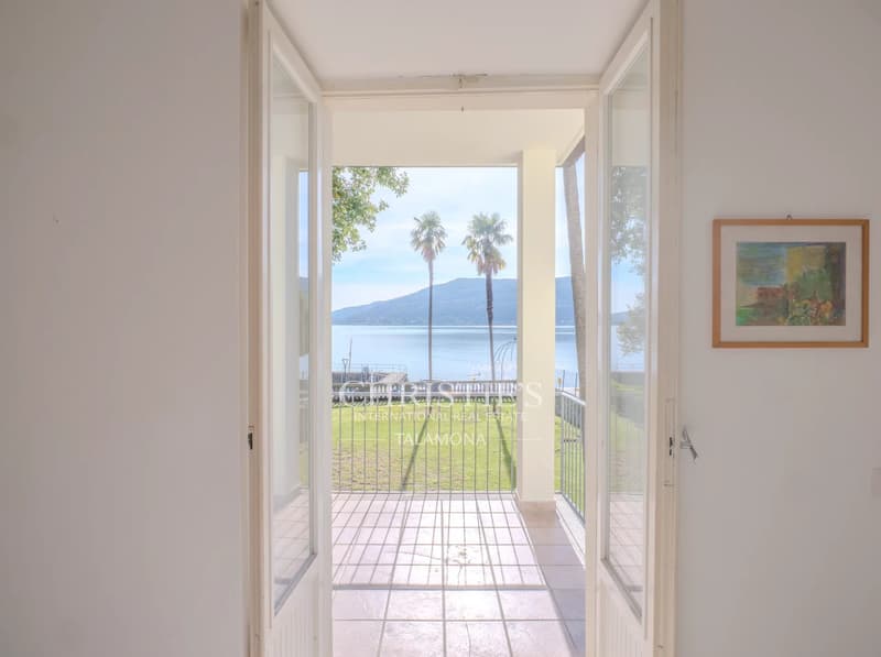 Elegante Wohnung mit Seeblick-Portikus und Privatgarten in Arolo, Lago Maggiore (8)
