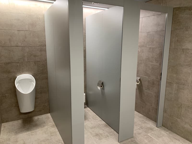 Toilette ausgebaut