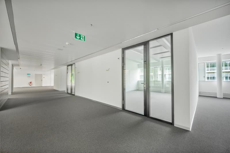Your new headquarters: Central, modern and ready for occupancy (6)
