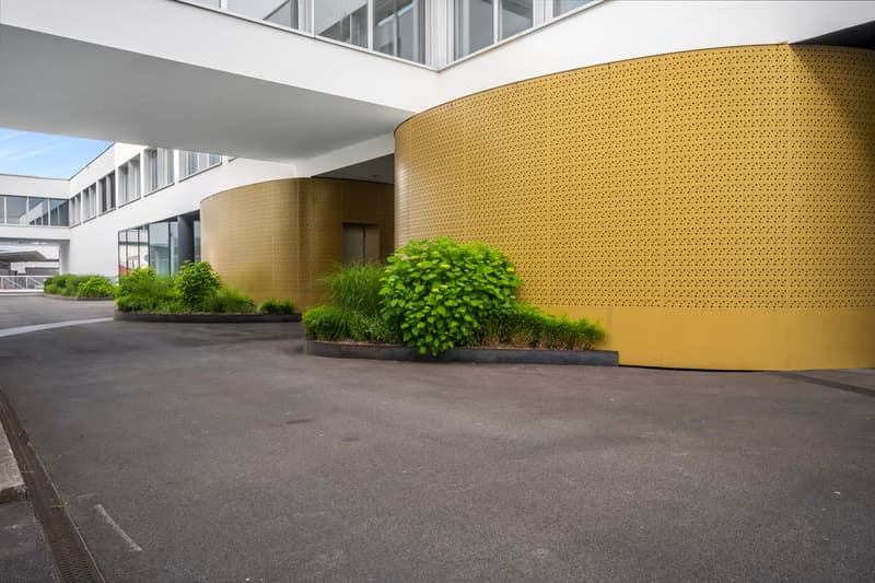 Your new headquarters: Central, modern and ready for occupancy (14)