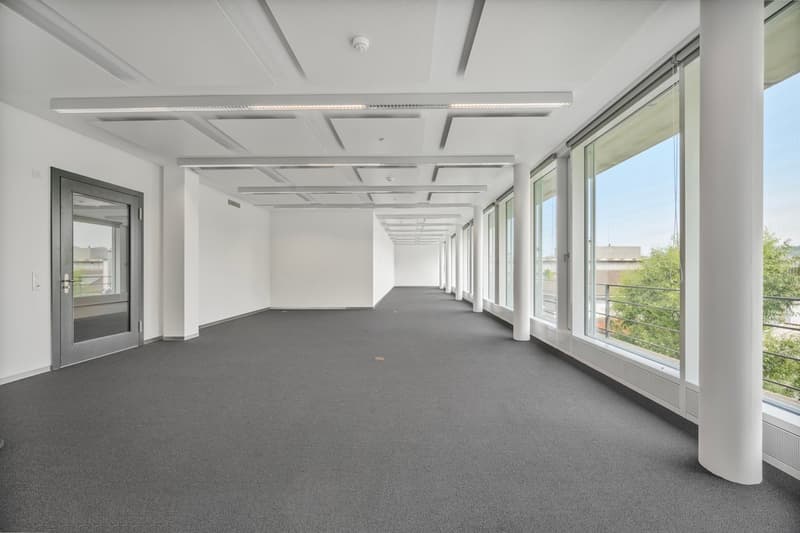 Freshly built small spaces – ideal for start-ups, creatives, and sole proprietors (2)