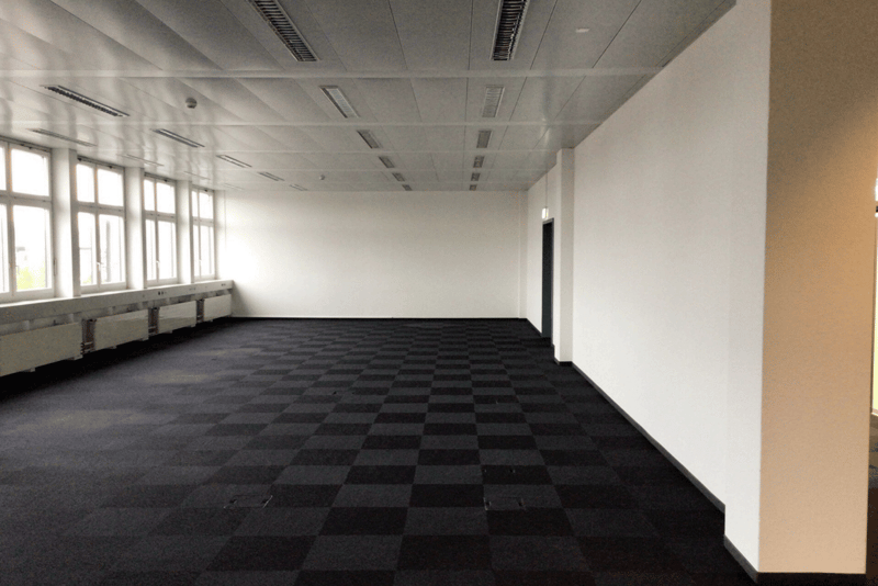 Am Honeywellplatz 1 in Dielsdorf erwarten Sie 280m² moderne, ausgebaute Büroflächen. (5)