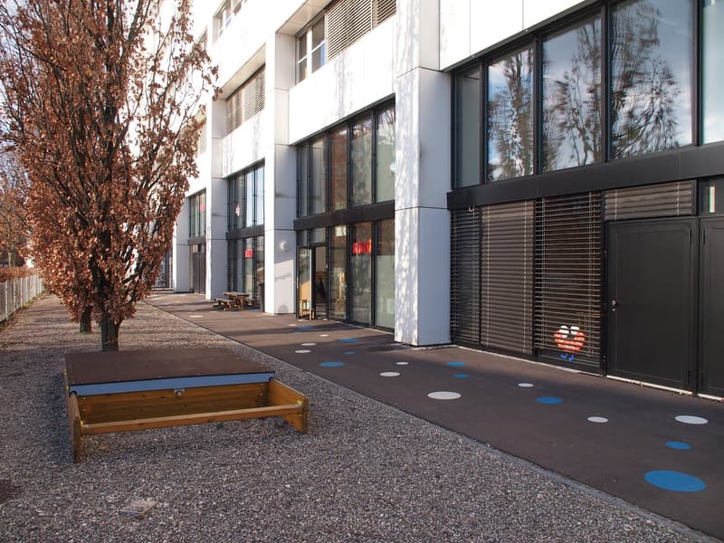 Espace de garde d'enfants spacieux sur deux niveaux – flexible, disponible immédiatement (4)