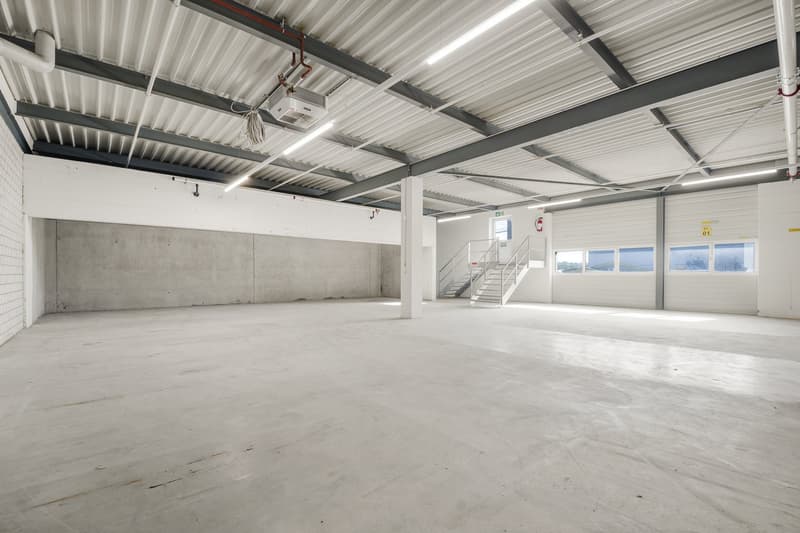 Efficient logistics hub with complete infrastructure – spaces from 420 to 2,300 m² (8)