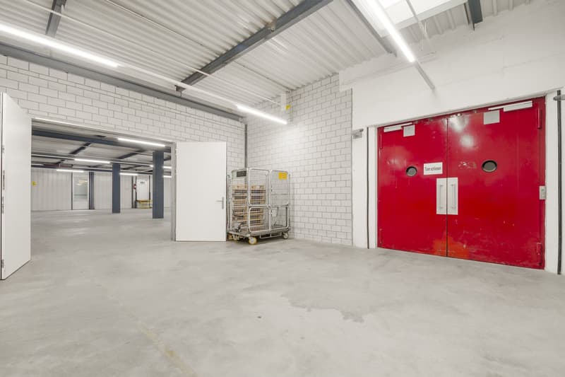 Efficient logistics hub with complete infrastructure – spaces from 420 to 2,300 m² (6)