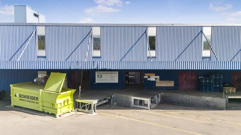 Efficient logistics hub with complete infrastructure – spaces from 420 to 2,300 m² (2)