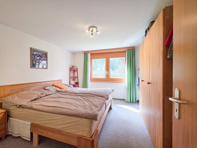 Attraktive 3.5-Zimmer-Erdgeschosswohnung in einem Zweifamilienhaus in Kandersteg (12)