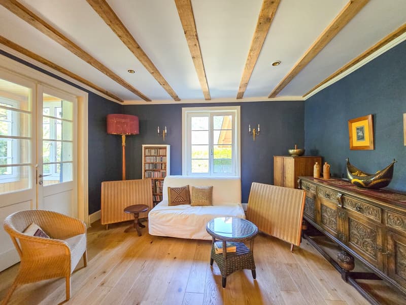 12 Zimmer Wohnhaus (35)
