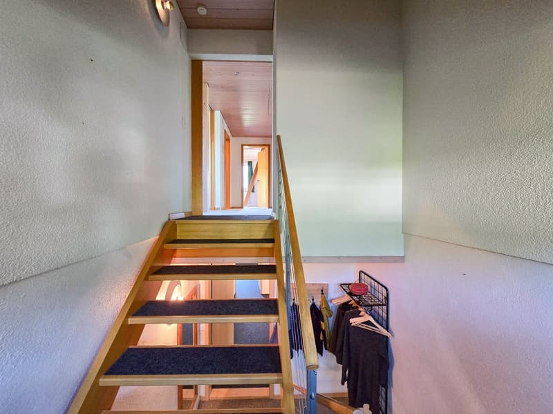 12 Zimmer Wohnhaus (17)