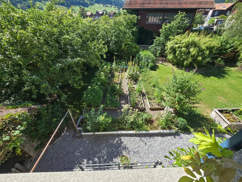 12 Zimmer Wohnhaus (51)