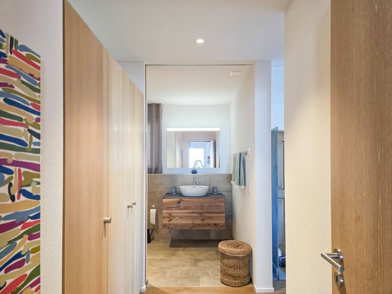 NUR ALS ERSTWOHNSITZ - Moderne 4.5-Zimmer-Wohnung im 1. OG (10)