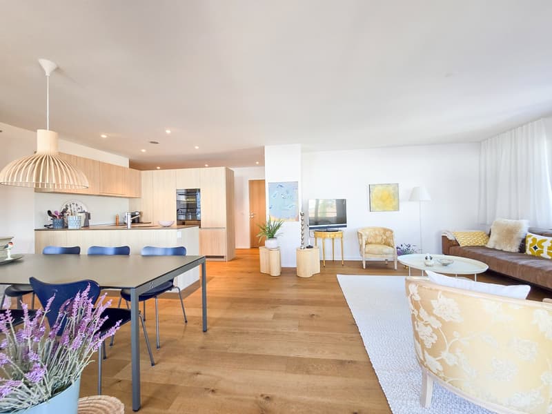 NUR ALS ERSTWOHNSITZ - Moderne 4.5-Zimmer-Wohnung im 1. OG (9)