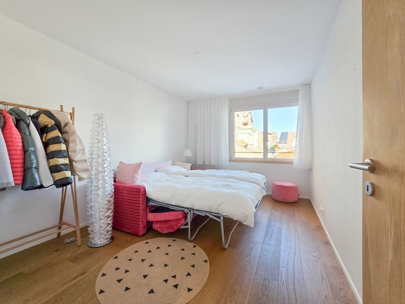 NUR ALS ERSTWOHNSITZ - Moderne 4.5-Zimmer-Wohnung im 1. OG (13)