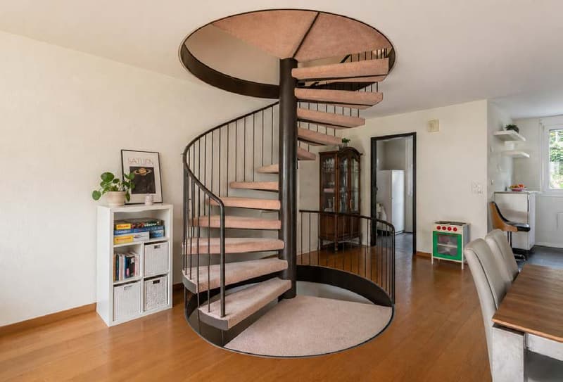Wohnzimmer_Wendeltreppe