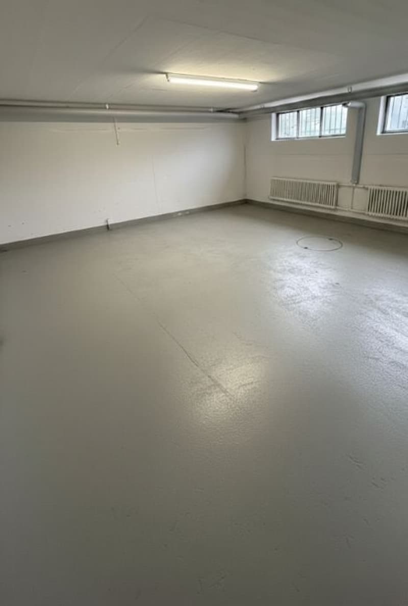 Lager-Bastelraum (2)