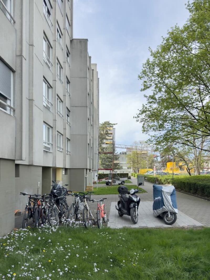 Gemütliche 3-Zimmer-Eigentumswohnung mit Balkon, Keller und Einstellhallenplatz (16)