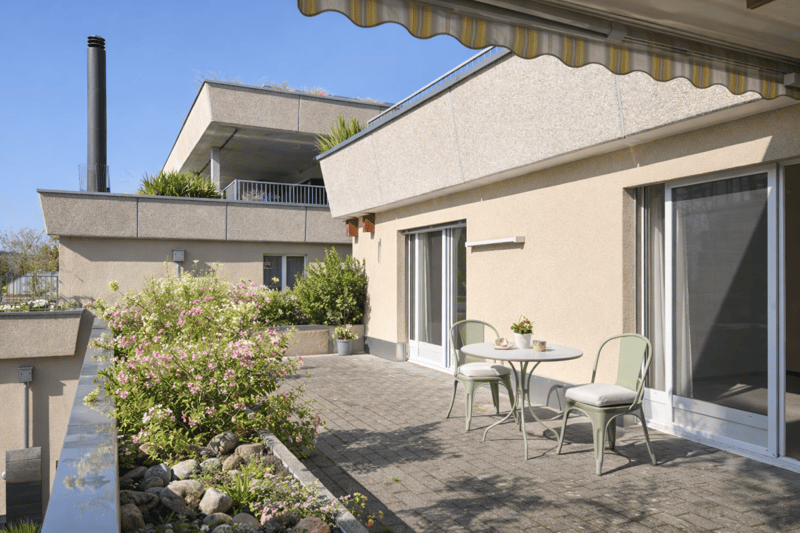 Terrassenhaus an sonniger und unverbaubarer Aussichtslage (2)