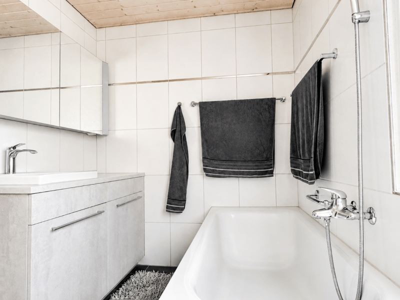 Einseitig angebautes 5.5-Zimmer-Doppeleinfamilienhaus mit pflegeleichtem Umschwung, Aussenparkplatz und Carport (20)