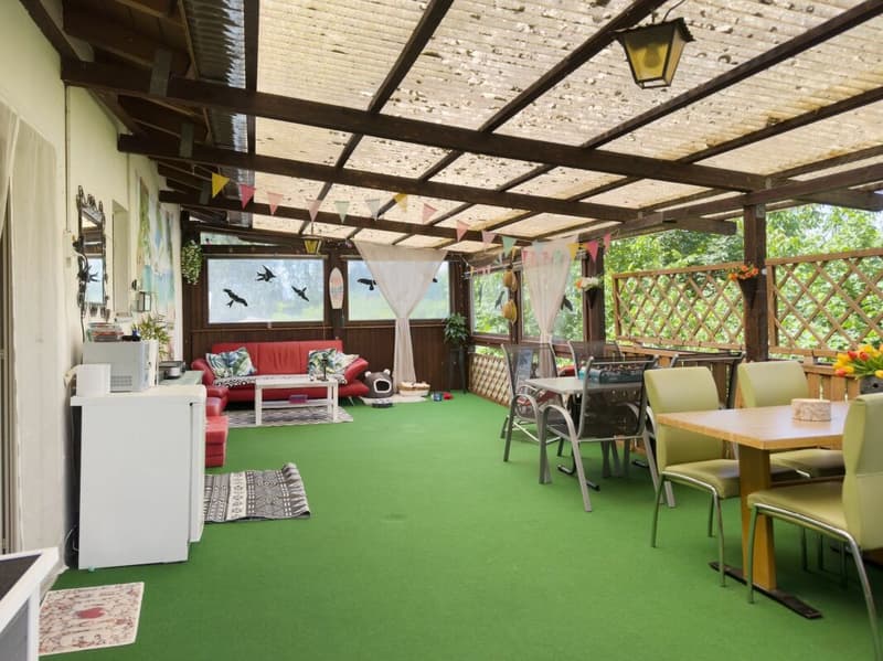 Freistehendes 6.5-Zimmer-Einfamilienhaus mit Wintergarten, Werkstatt und vielseitigen Nebengebäuden (19)