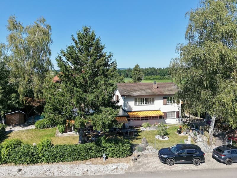 Freistehendes 6.5-Zimmer-Einfamilienhaus mit Wintergarten, Werkstatt und vielseitigen Nebengebäuden (20)