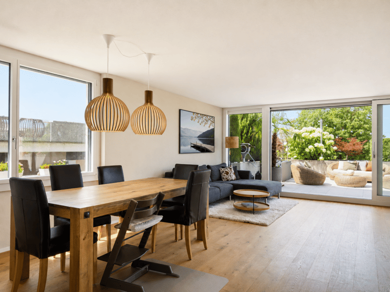Von Grund auf erneuert, bis ins Detail hochwertig ausgebaut! Ein aussergewöhnliches Terrassenhaus mit über 112 m² Sonnenterrasse (3)