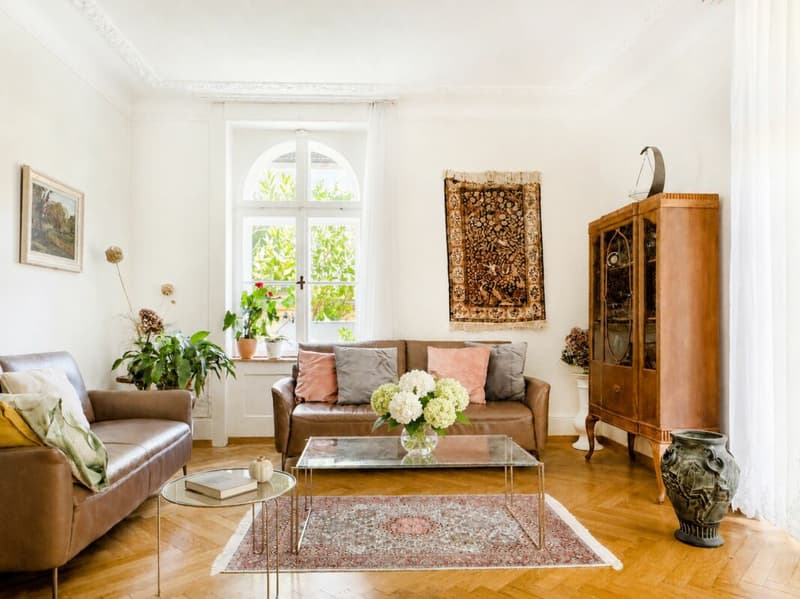 Eine echte Rarität im Breitsch: 4.5-Zimmer-Altbauwohnung mit schönem Balkon im Hochparterre (4)