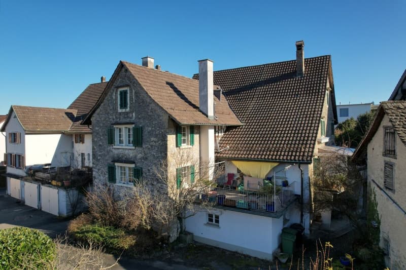 Maison d'habitation historique avec possibilités de développement (4)
