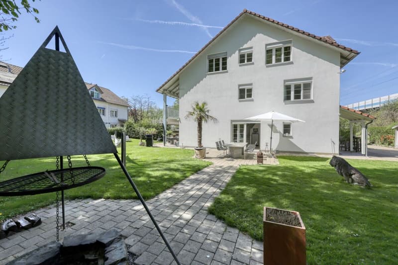 Familienfreundliches 5.5-Zimmer-Doppeleinfamilienhaus mit grossem Garten und Erweiterungspotenzial (6)
