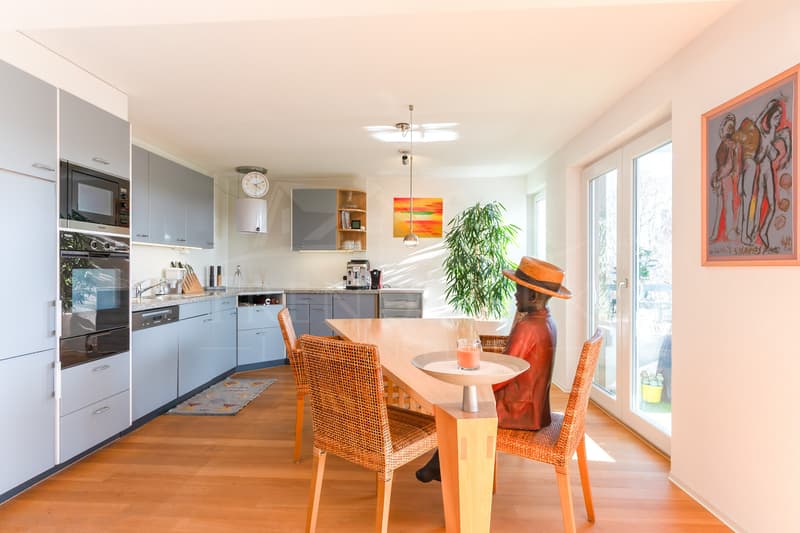 Appartement confortable de 4,5 pièces avec vue imprenable à Ortschwaben (4)