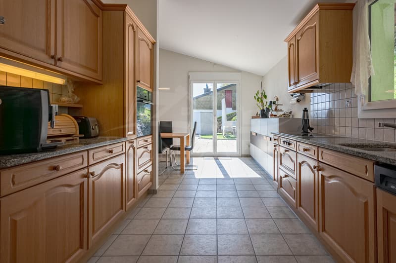 5.5-Zimmer Einfamilienhaus mit Terrasse und Aussicht in Trimbach (4)