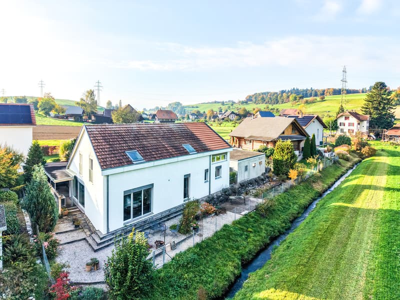 Einfamilienhaus mit Charakter, Komfort und Stil in Alchenstorf (12)
