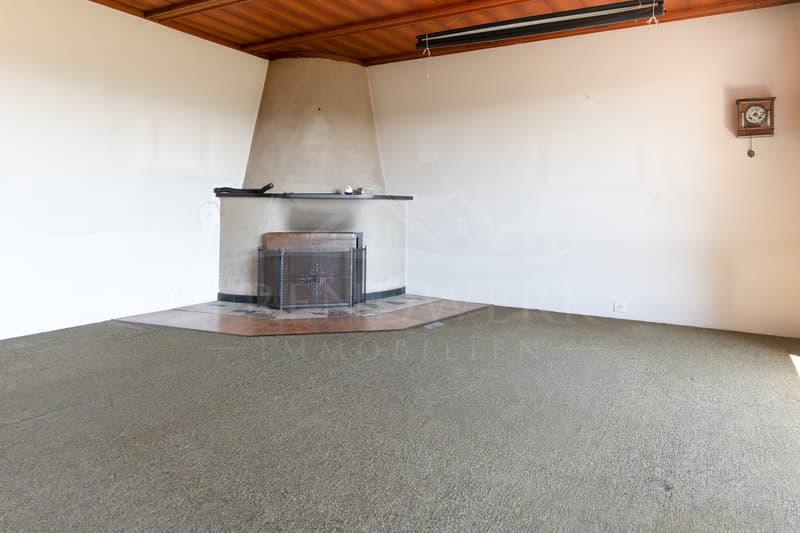 6.5-Zimmer-Einfamilienhaus mit unverbaubarer Aussicht in Rüfenacht (5)