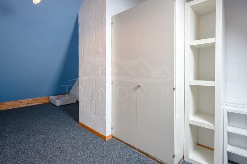 Offene 3.5-Zimmer-Dupplexwohnung mit sonnigem Balkon in Gasel (11)