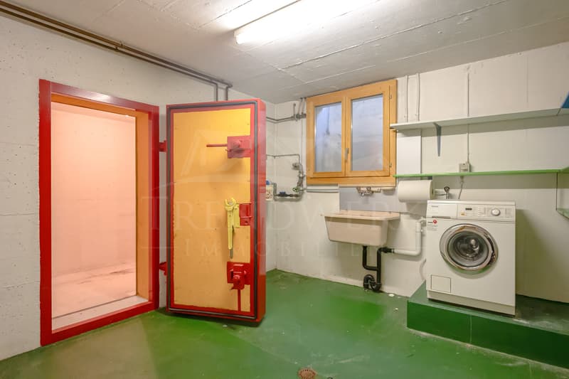 4-Zimmer-Doppeleinfamilienhaus mit sonnigem Garten und Garage in Worb (10)