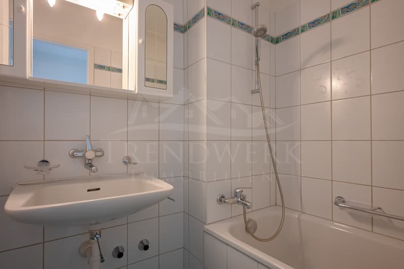 Grosszügige 6.5-Zimmer-Eigentumswohnung an ruhiger Lage in Rüfenacht (5)