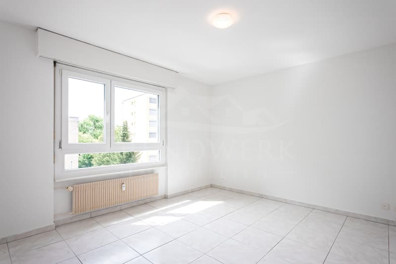 Grosszügige 6.5-Zimmer-Eigentumswohnung an ruhiger Lage in Rüfenacht (8)