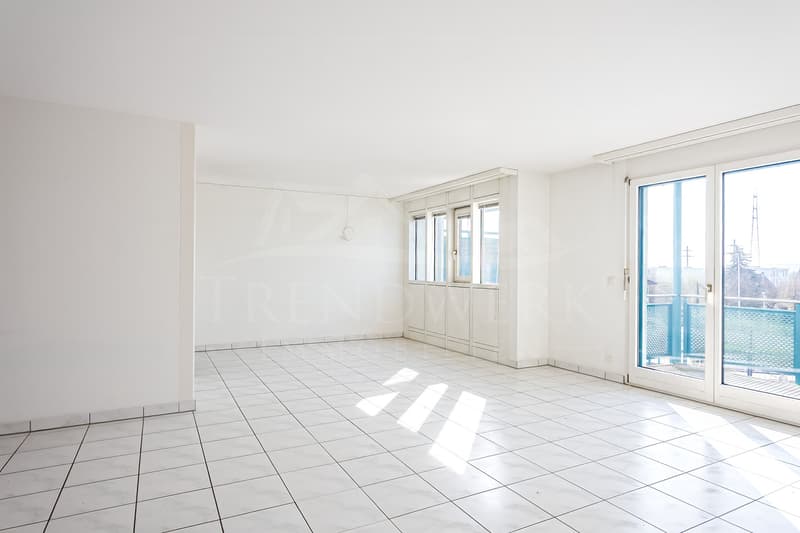 Zentrale 4½-Zimmer-Wohnung mit Eigentumsstandard in Kerzers (1)