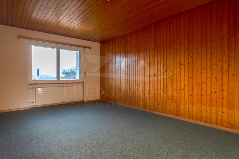 Ruhig gelegenes und helles 6-Zimmer-Einfamilienhaus in Ueberstorf (9)