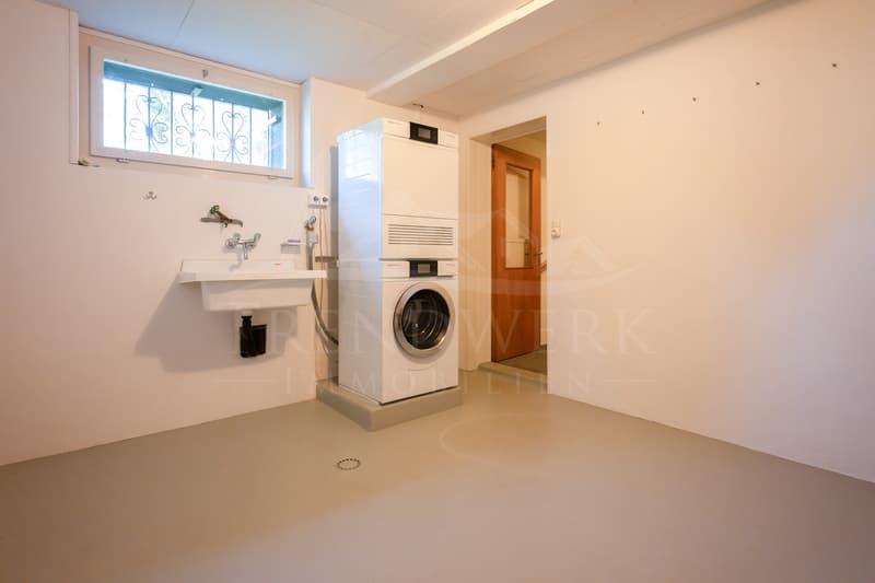 Ruhig gelegenes und helles 6-Zimmer-Einfamilienhaus in Ueberstorf (12)