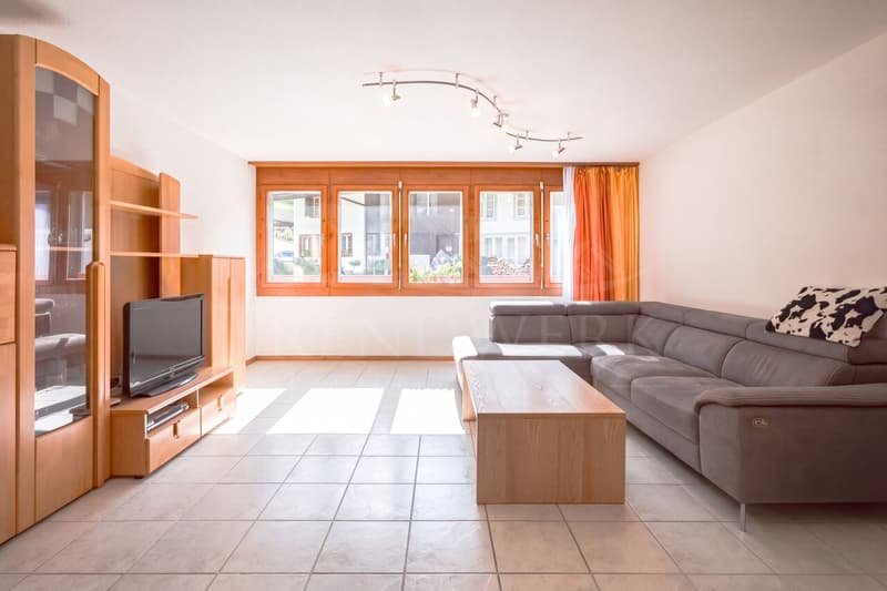 Naturnahes 7½-Zimmer-Zweifamilienhaus im ruhigen Saland (11)